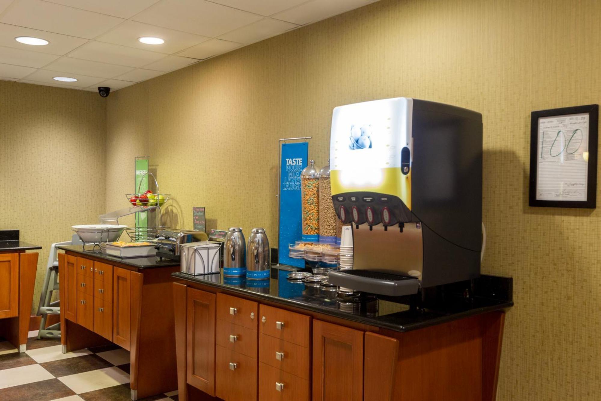 Hampton Inn & Suites Radcliff/Fort Knox Exteriér fotografie